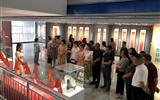 經(jīng)濟(jì)管理系黨總支開展參觀“紅色文化藝術(shù)館”，獻(xiàn)禮建黨100周年活動(dòng)